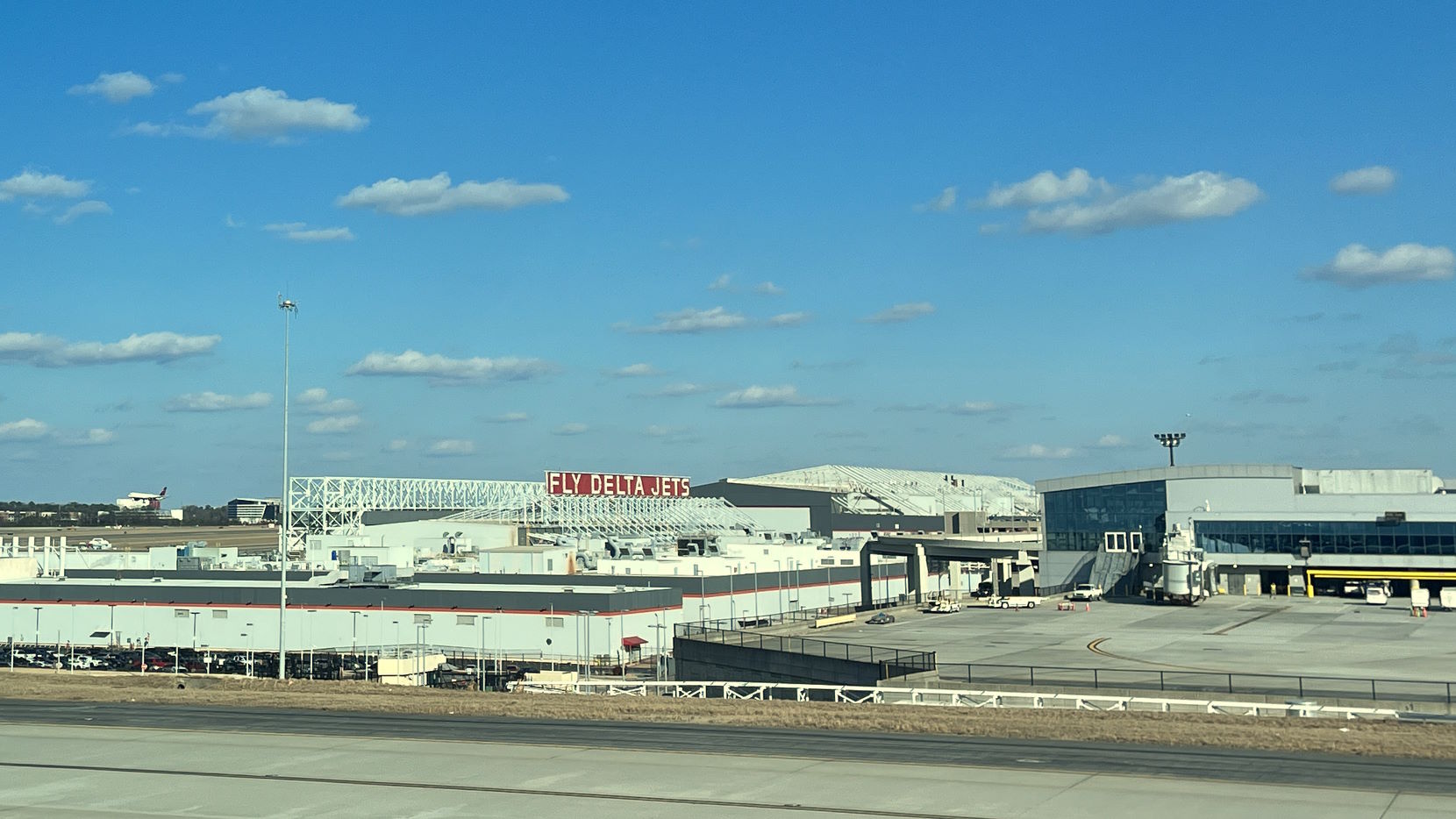 'Fly Delta Jets' sign as seen from Concourse E.