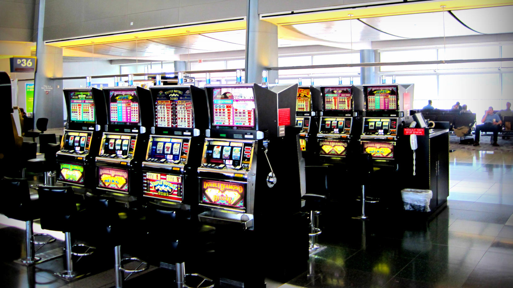 Slot machines in the D concourse.